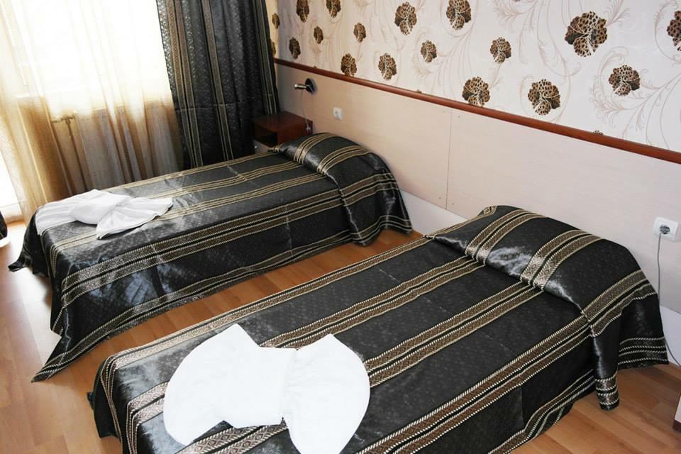 Hotel Triumph Nova Zagora Eksteriør billede