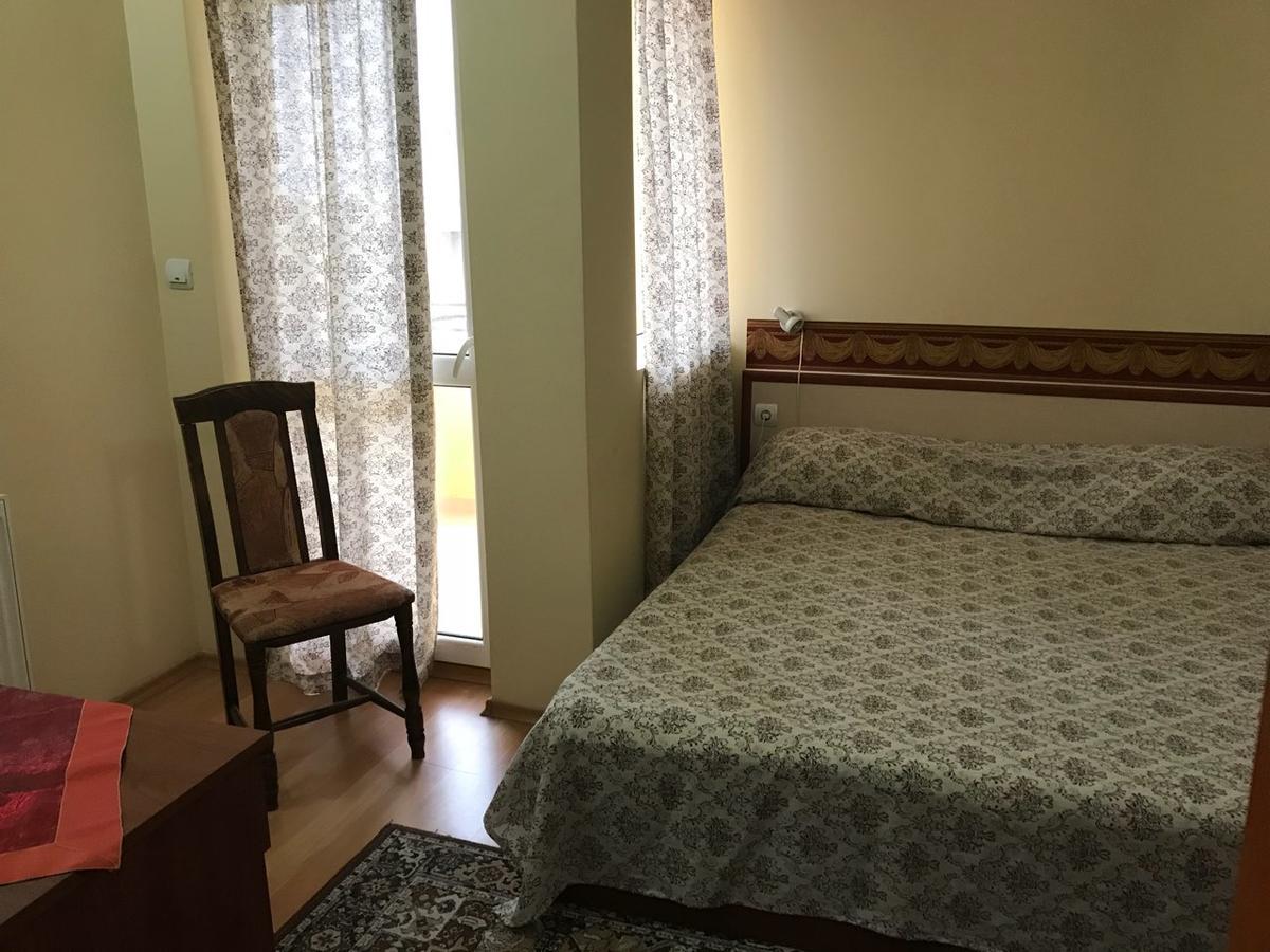 Hotel Triumph Nova Zagora Eksteriør billede